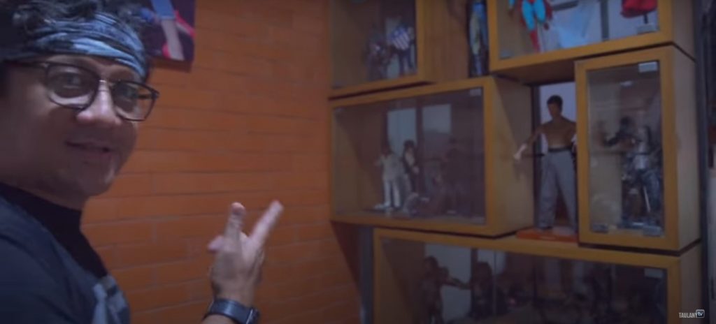 dinding bata ekspos rumah artis