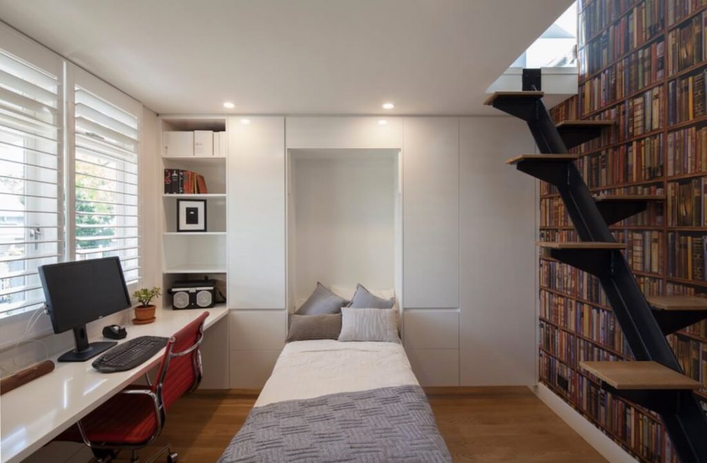 kamar multifungsi dengan ranjang lipat