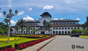 bangunan bersejarah di bandung