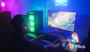 cara memulai usaha warnet pria main game