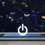 cara menghidupkan hp tanpa tombol power