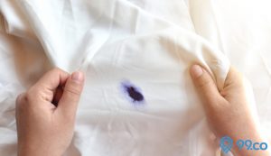  7 Cara Menghilangkan Noda Tinta di Baju yang Membandel dengan Cepat | Ampuh Banget!
