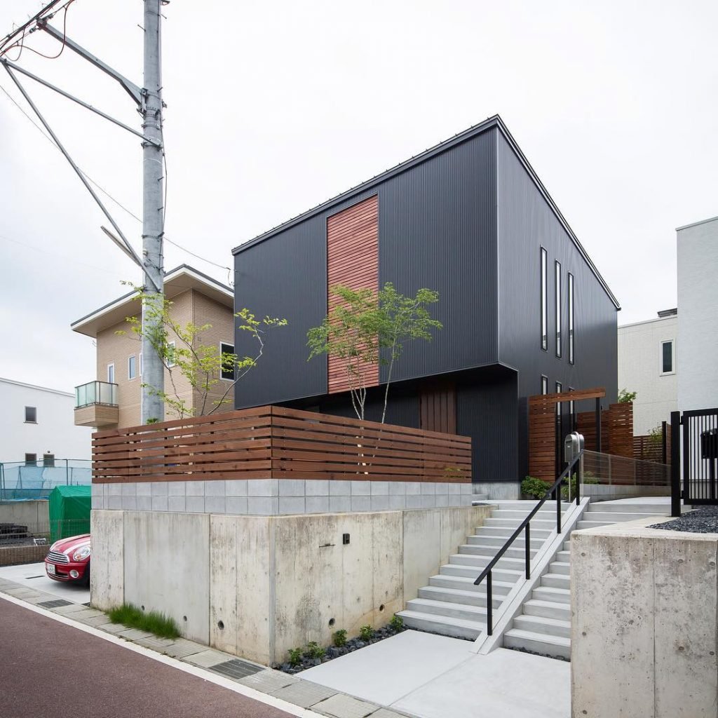 desain rumah minimalis cat hitam