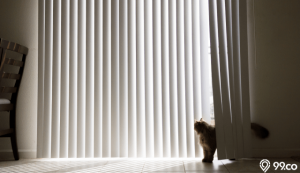 desain vertical blind jendela rumah