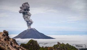 gunung api di indonesia