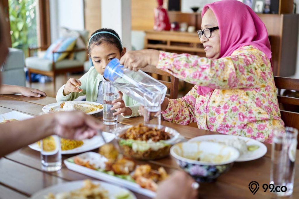 cara mengurangi nafsu makan dengan minum air putih