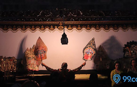 pertunjukan wayang