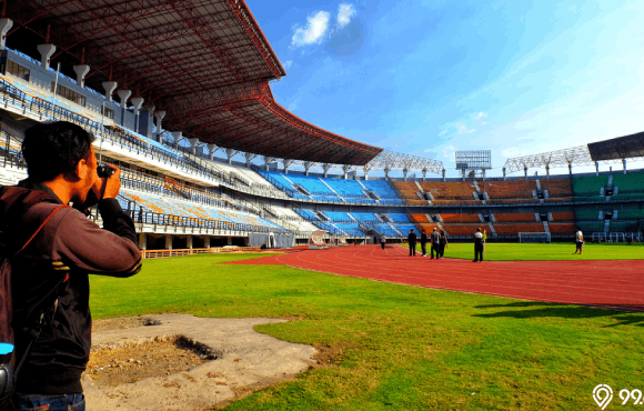 renovasi stadion gelora bung tomo