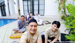 9 Potret Rumah Arie Untung & Fenita yang Menawan. Interiornya Cantik dan Mewah! 9 Potret Rumah Arie Untung & Fenita yang Menawan. Interiornya Cantik dan Mewah!