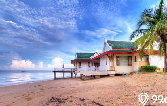 rumah dekat pantai