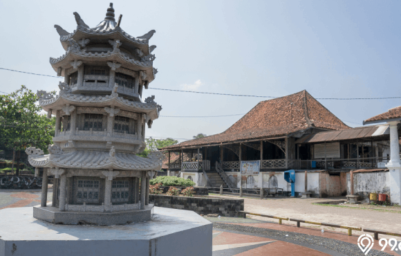 rumah adat sumatera selatan