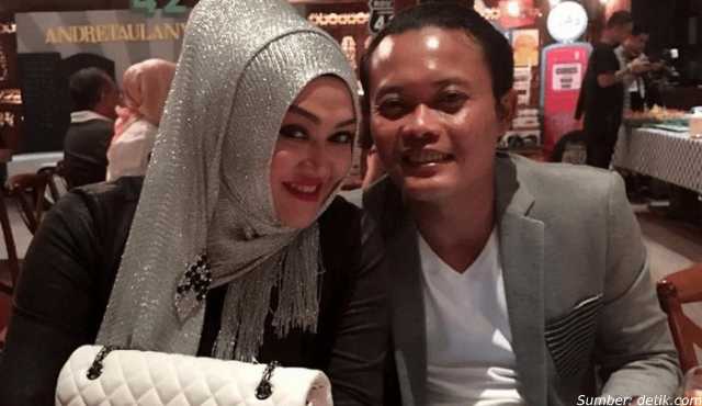 mantan istri sule