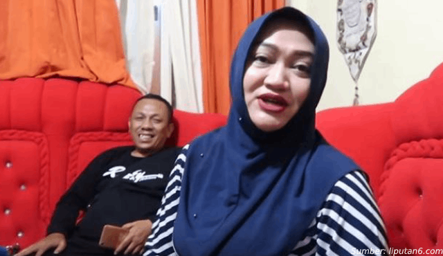 mantan istri sule