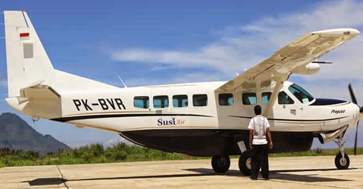 pesawat susi air